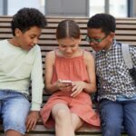 Nieuwe campagne helpt ouders met smartphonegebruik van kinderen