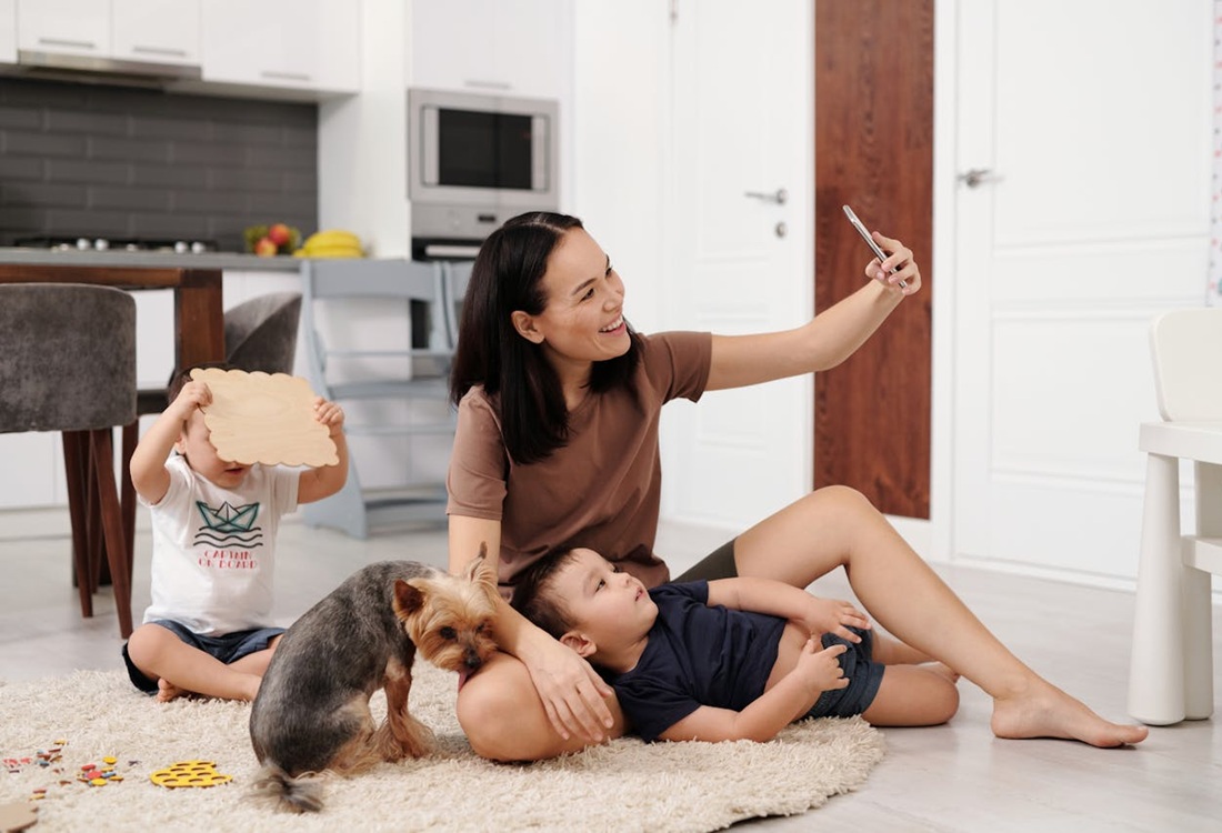 Hogere boetes en strengere regels voor vlogfamilies met meer dan 50.000 volgers