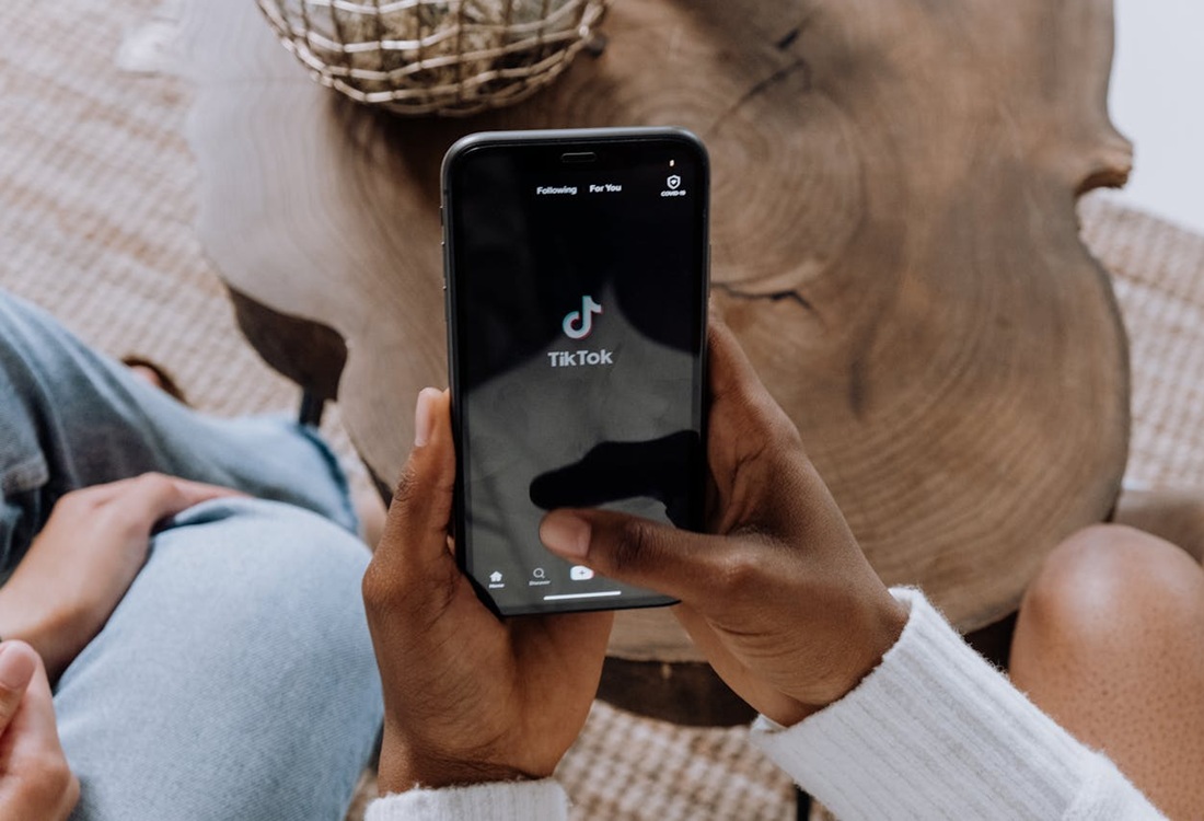 Jongeren in onderzoek naar social media: ‘Luister ook naar ons’